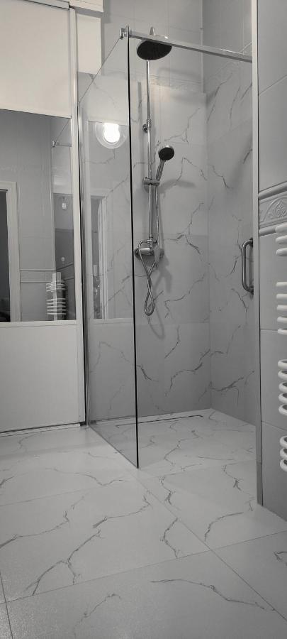 Apartament Italia Faktura Vat 科沙林 外观 照片